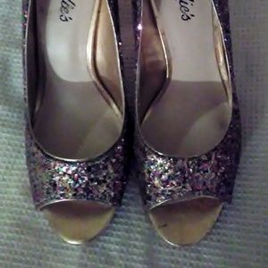 Candie's open toed high heals